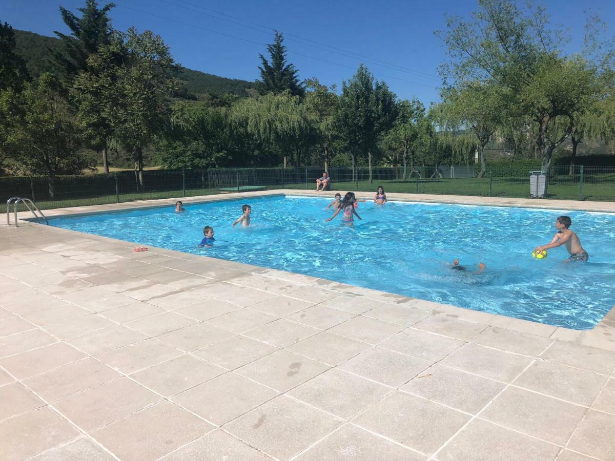 Apartamento Ezcaray Con Piscina Zorraquín Eksteriør billede
